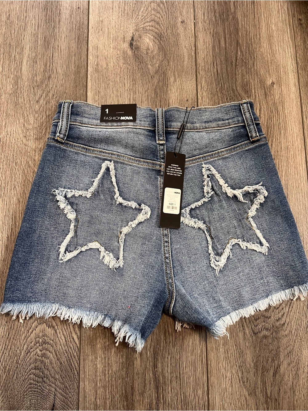 NWT-Fashion Nova Women's Blue Denim Star Patch Frayed Hem Shorts